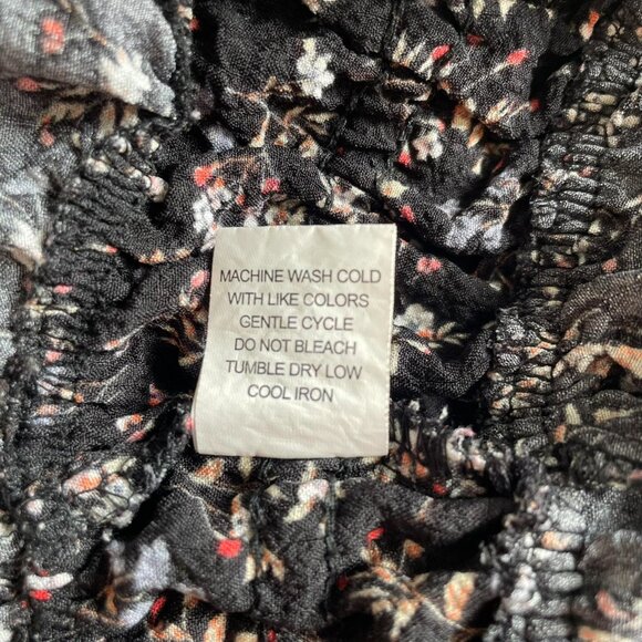 Moa Moa Black Floral Off-Shoulder Ruffle Crop Top – Size Medium - Picture 8 of 8